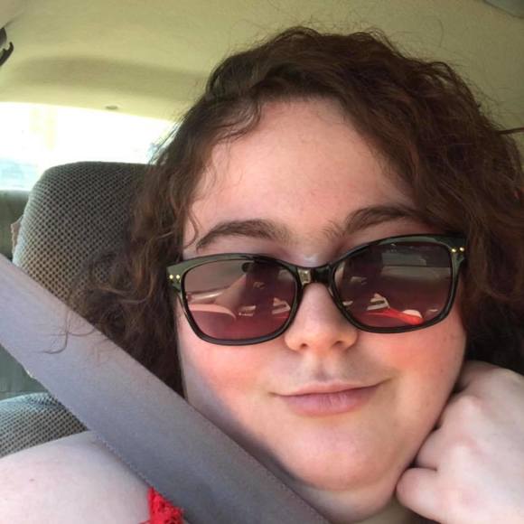 Meet your Posher, Amiee - Picture 1 of 1